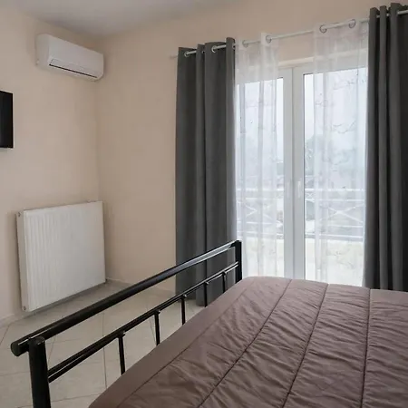 Villa Luxury Seaview 3bdr Maisonette-100m To *