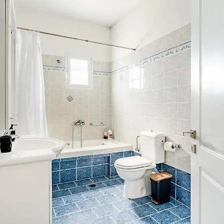 Villa Luxury Seaview 3bdr Maisonette-100m To *