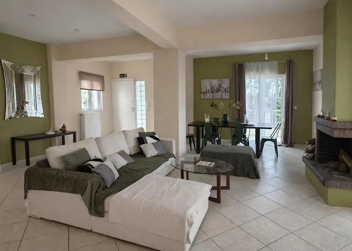 Vila Luxury Seaview 3bdr Maisonette-100m To