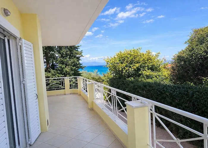 Luxury Seaview 3bdr Maisonette-100m To *